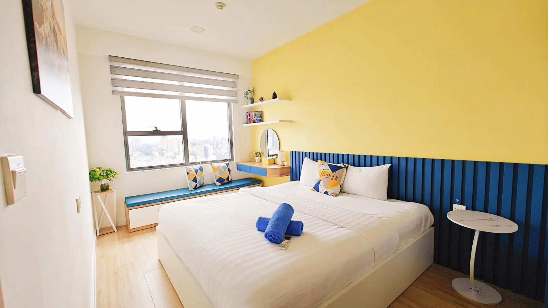 Soho Saigon Balcony Apartment Ho Chi Minh City