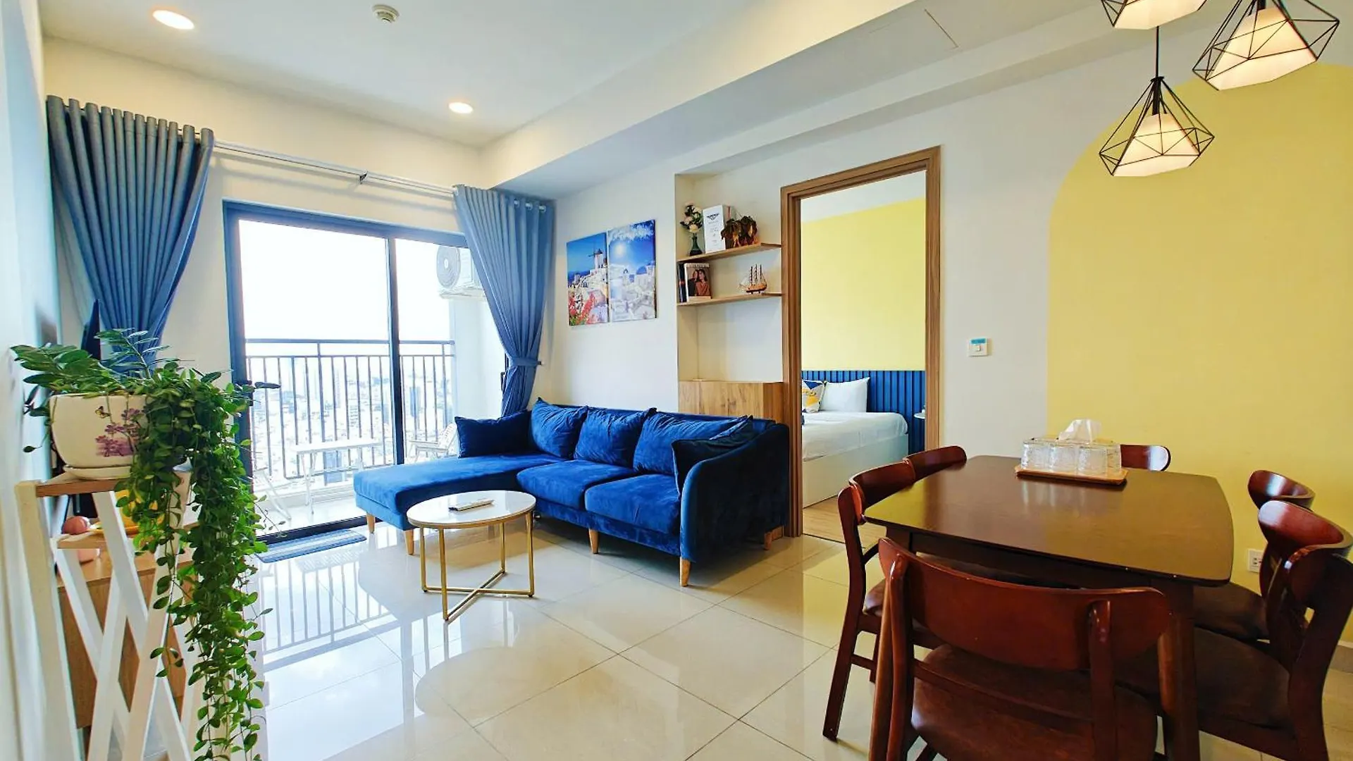 Soho Saigon Balcony Apartment Ho Chi Minh City