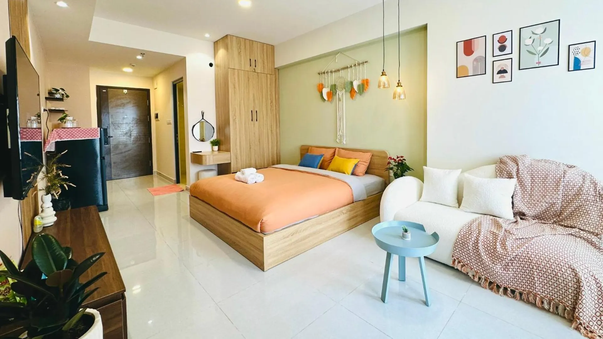 Soho Saigon Balcony Apartment Ho Chi Minh City 0*,  Vietnam