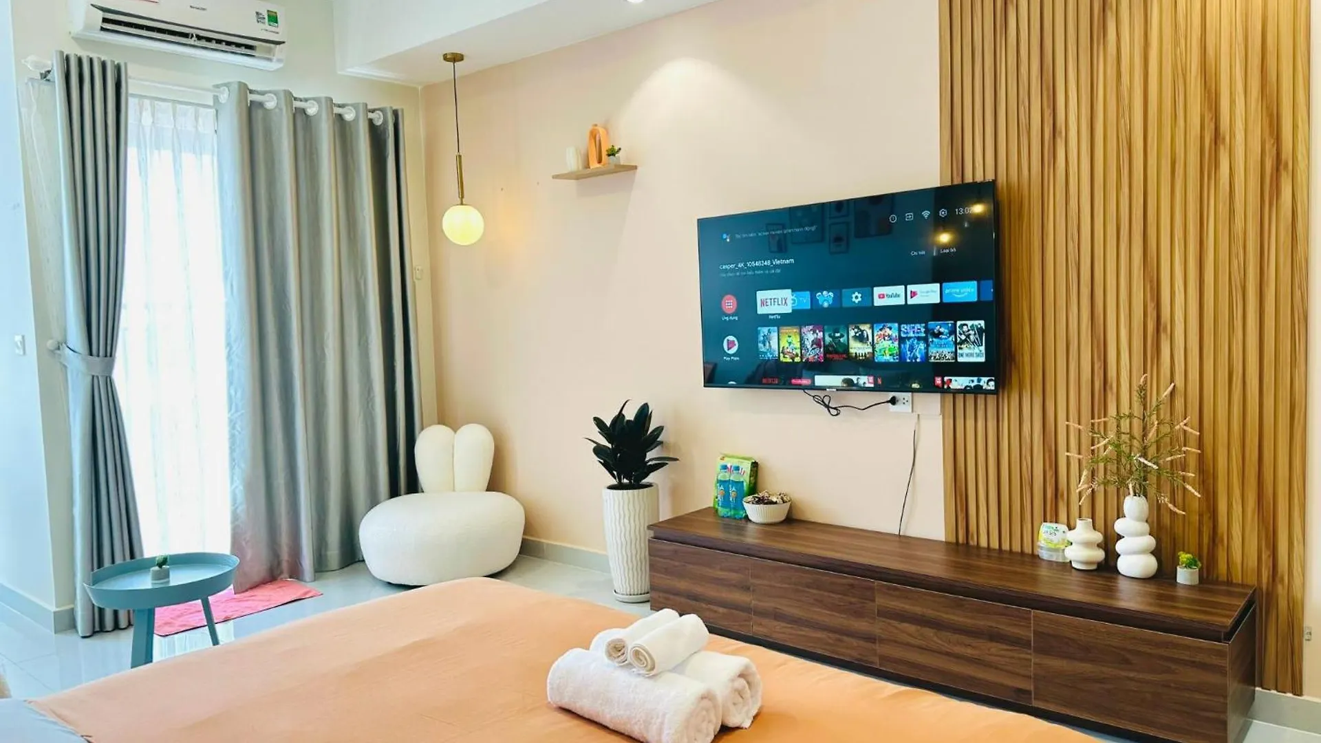 Aparthotel Soho Saigon Balcony Apartment Ho Chi Minh City