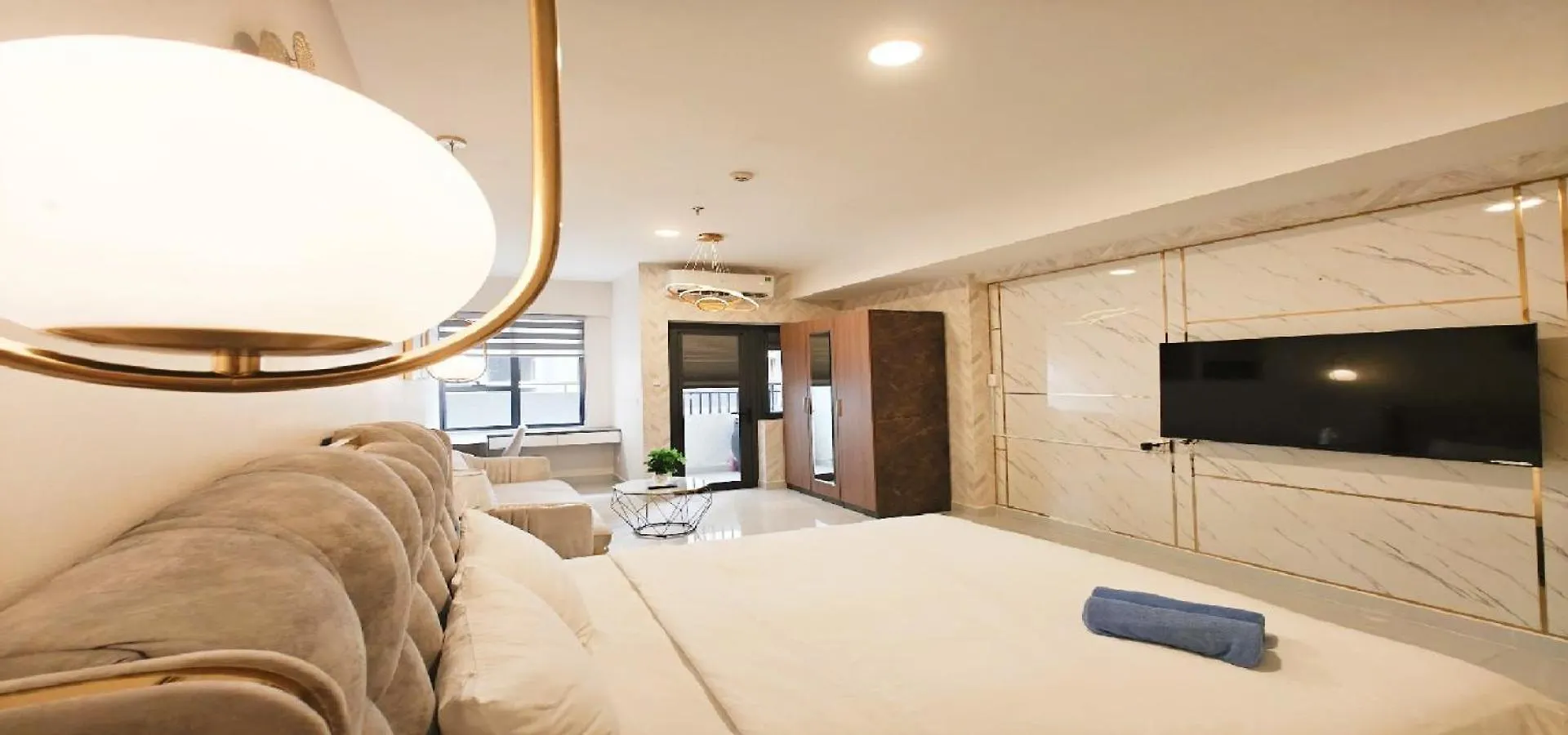 アパートホテル Soho Saigon Balcony Apartment ホーチミン市
