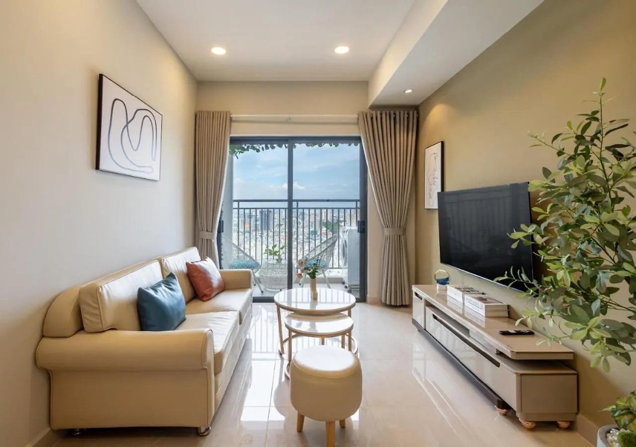Soho Saigon Balcony Apartment Ho Şi Min